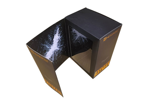 How can a gift wrapping box become an exquisite gateway to a heartwarming gift?